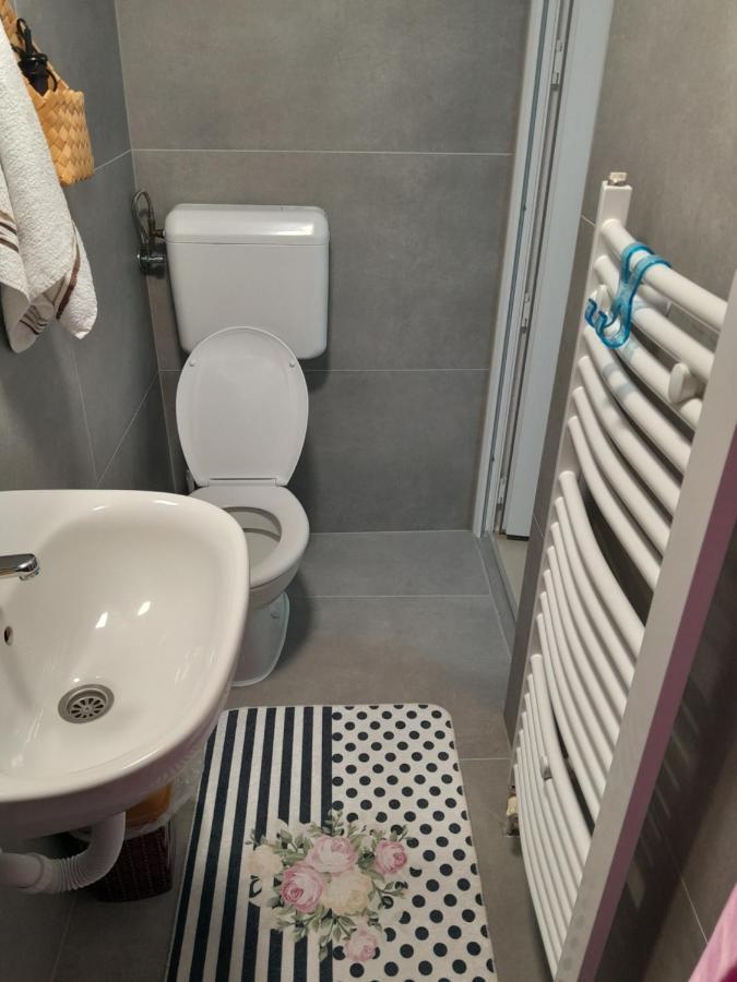 Apartmani Bet Gradacac 1 Maj Broj 24 ภายนอก รูปภาพ