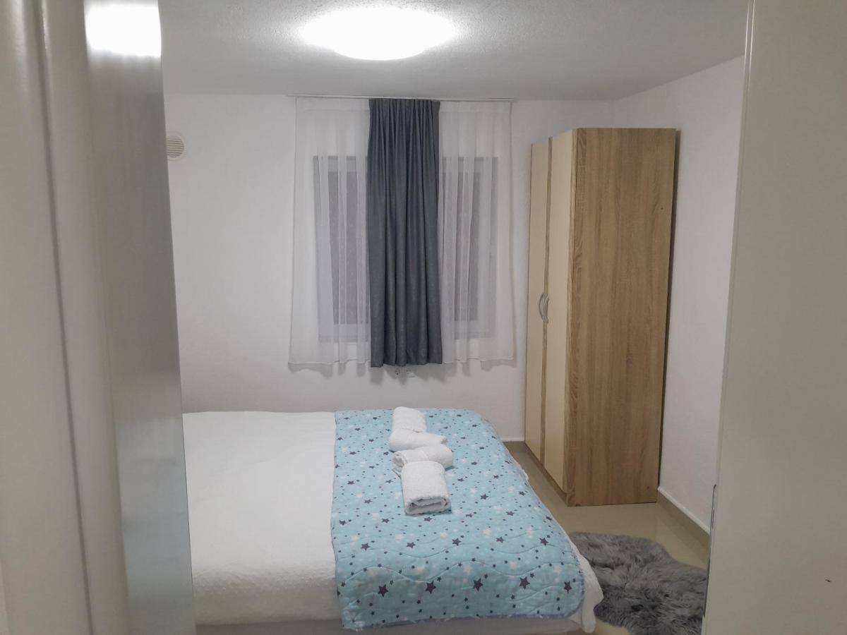 Apartmani Bet Gradacac 1 Maj Broj 24 ภายนอก รูปภาพ